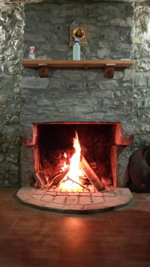 Bujtina Carku Hotel Theth Kültér fotó