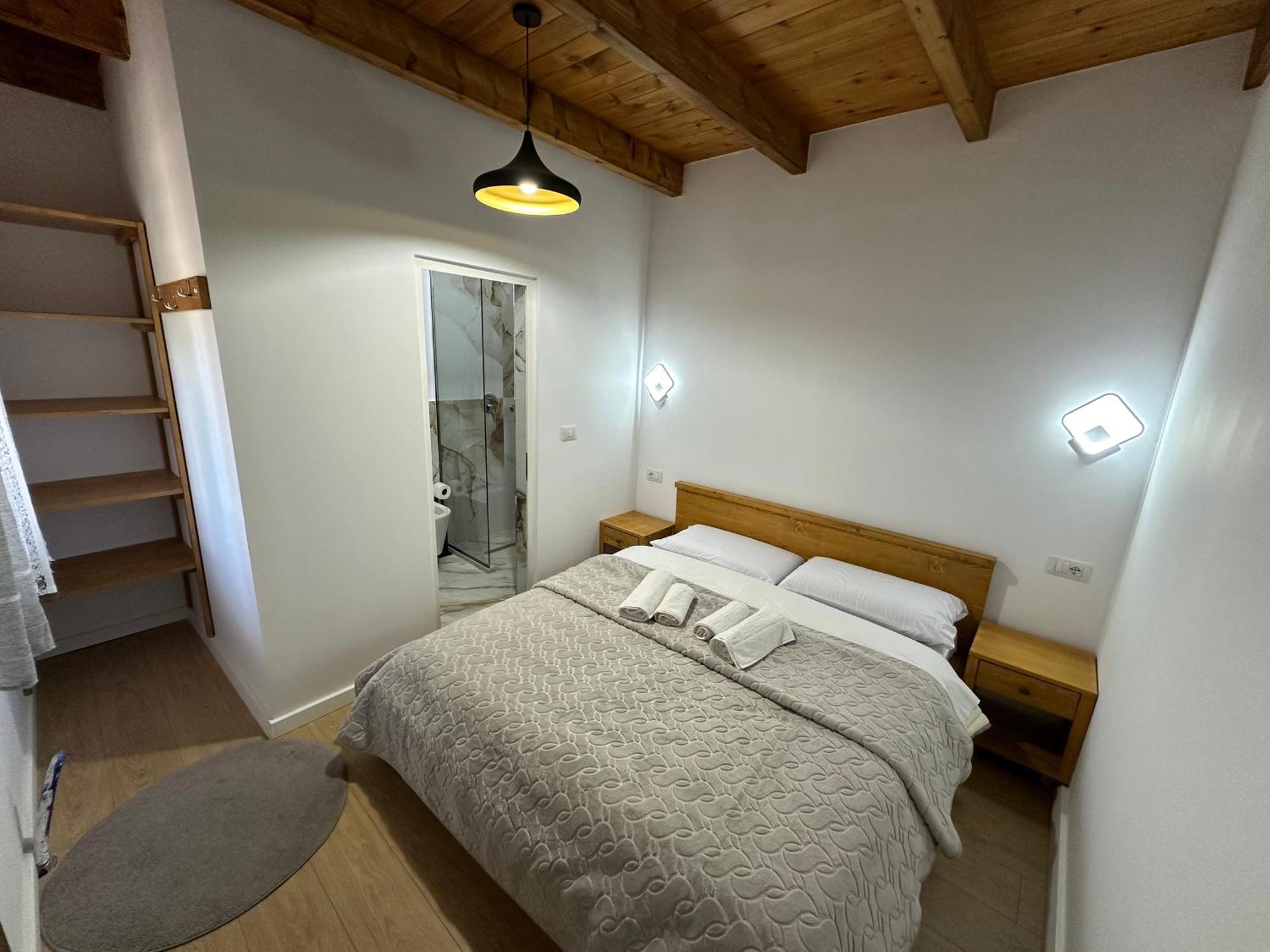Bujtina Carku Hotel Theth Kültér fotó